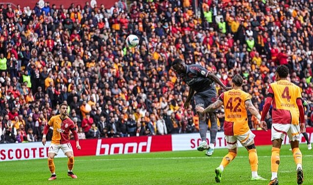 Samsunspor penaltından gol attı