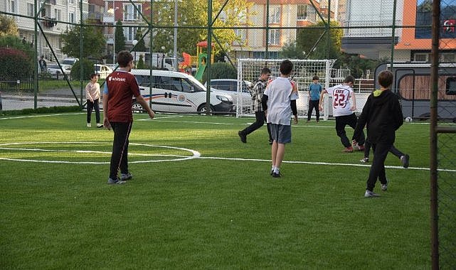 Serhat Türkel:  Tüm halı sahalar yenilenecek