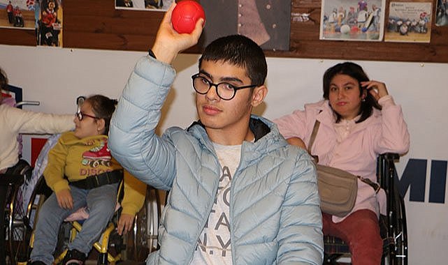SP hastası Şaban’ın hedefi Boccia sporunda Türkiye şampiyonluğu