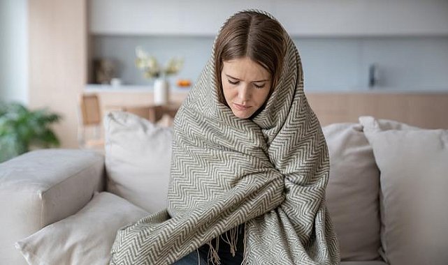 ‘Sürekli üşüyorum' diyenler dikkat! Farklı hastalıkların habercisi olabilir