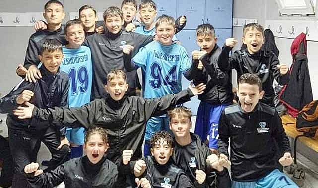 Tekkeköy Belediyespor U14 Takımı Elit Ligi'ne yükseldi