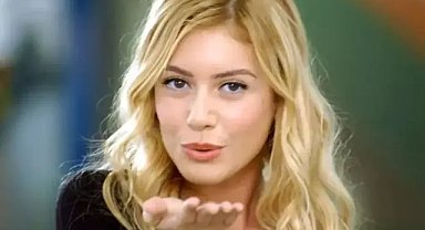 Ünlü oyuncu Sinem Kobal’ın yeni halini görenler şaşırdı! Ekranlara geri mi dönüyor?