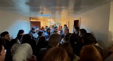 Yenidoğan çetesi davası! Mahkeme salonu karıştı