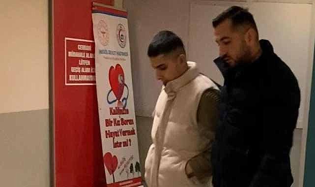 17 yaşındaki çocuk babasını ağır yaraladı! Tutuklandı