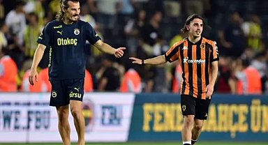 Abdülkadir Ömür’ün İngiltere serüveni kısa Sürdü: Süper Lig'e geri dönüyor!