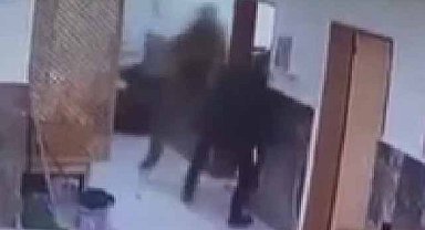 Adana'da kadın öğretmenin ağabeyi 2 öğretmeni tekme tokat dövdü