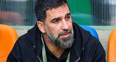 Arda Turan, Galatasaray maçından sonra 'Dünya Futbol Zirvesi' için yola çıkıyor