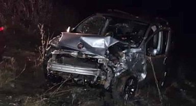 Belediye Başkanı zincirleme kazada yaralandı