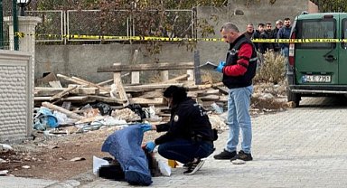 Cani koca eşini sokakta kafasından vurup öldürdü