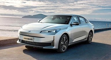 Çinli otomobil devinden müjde! 350 bin TL'lik Sedan Türkiye'ye geliyor mu?