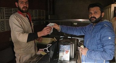 Halep'te, Suriye lirasının yerini Türk lirası aldı