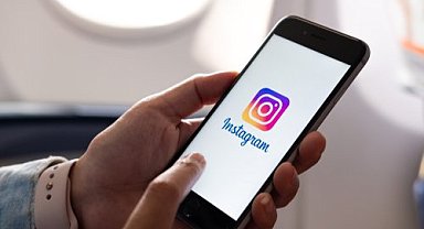 Instagram'dan 2024'e özel yenilik: Paylaşımlarınızı tek hikayede birleştirin!