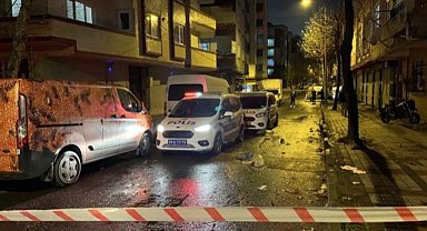 İstanbul'da sokak ortasında silahlı saldırı! 2 kişi yaralandı