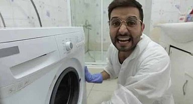 Kadir Ezildi'den çamaşır yıkama sırrı! Kar gibi beyaz oluyor