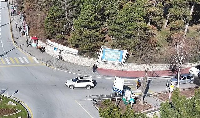 Kent merkezindeki trafik ışıkları kaldırıldı, onun yerine bu sisteme geçildi