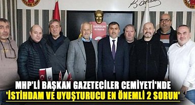 MHP'li başkan Burhan Mucur Samsun Gazeteciler Cemiyeti'ni ziyaret etti