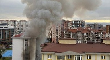 Otizmli çocuk yangında can verdi