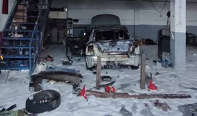 Oto tamircisinde patlama! İş yeri kül oldu