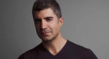 Özcan Deniz'den imalı paylaşım