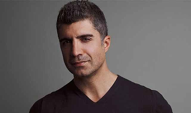 Özcan Deniz'den imalı paylaşım