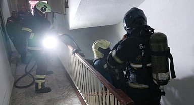 Samsun’da apartmanda korkutan yangın