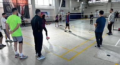 Samsun’da Badminton Antrenörlük Kursu devam ediyor: 42 katılımcı eğitimde!