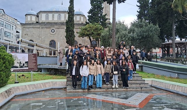 Samsun’da gençlere şehir turu: "Değerlerimi öğreniyorum" etkinliği