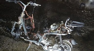 Samsun'da motosiklet alev alev yandı!