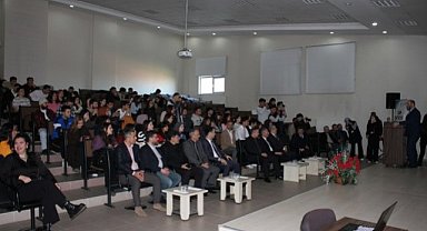 Samsun OMÜ'de yapay zeka temalı dijital sergi