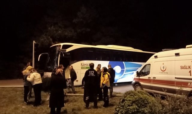 Samsun'un Terme ilçesinde yolcu otobüsü ve tır çarpıştı