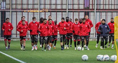 Samsunspor Sivasspor maçına ısınıyor