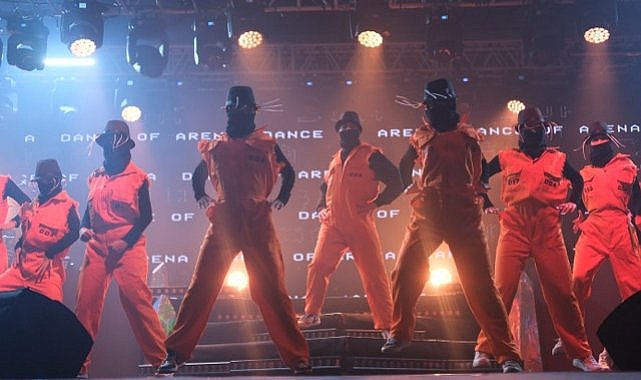 Sefo'nun Imparatour turnesinde Dance of Arena damgası