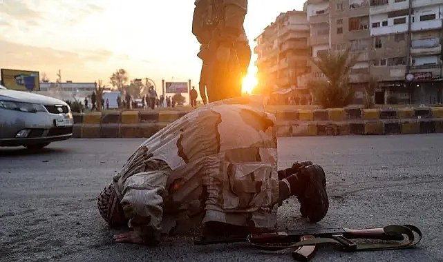 Suriye'de gerginlik artıyor: Humus ve Hama'da muhalifler ilerliyor!