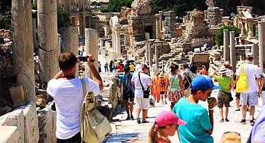 Türkiye turizmde rekor kırmayı hedefliyor