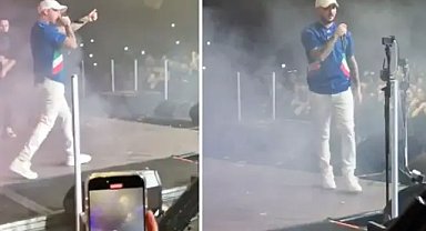 Ünlü sanatçı konsere ‘Ali Koç istifa’ diyerek çıktı!