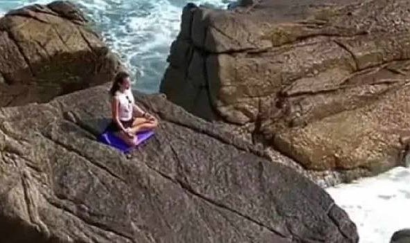 Yoga yaparken kaybolan oyuncu gözlerden kayboldu!