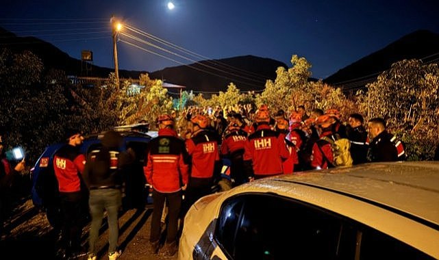 2 yaşındaki Esil evin önünde oynarken kayboldu