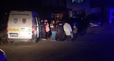 60 yaşındaki kadın asılı halde ölü bulundu