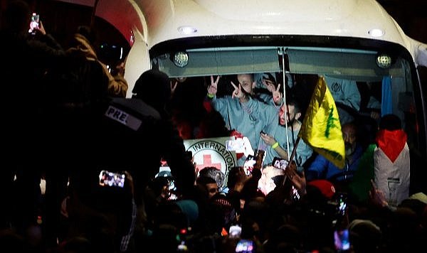 90 Filistinli esir serbest bırakıldı