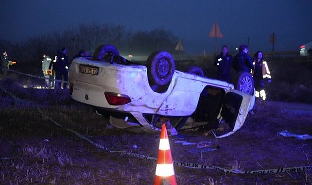 Ankara'da feci kaza! Kontrolden çıkan otomobil takla attı! 1 ölü, 4 yaralı
