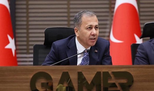 Bakan Yerlikaya'dan Suriyelilerin geri dönüşüyle ilgili mesaj