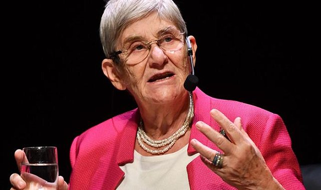 Canan Karatay'dan çarpıcı açıklama: İlaç firmaları silah firmalarından beter