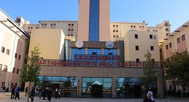 Diyarbakır'da bıçak parası alan doktor tutukladın