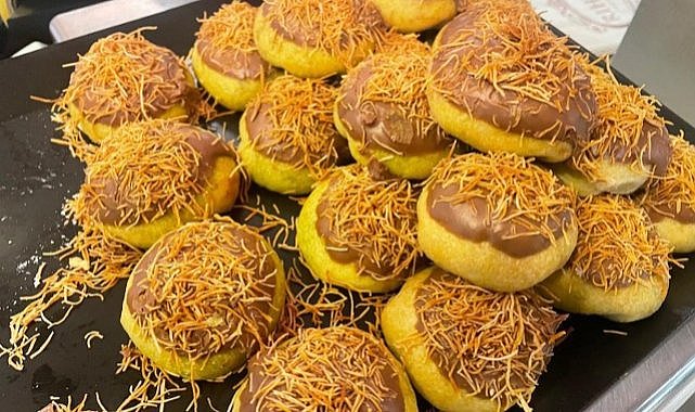 Dubai çikolatası çılgınlığı pastanelere sıçradı! Dubai kurabiyesi tezgahlarda