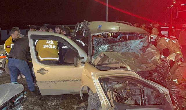 Düzce'de feci kaza: 2'si ağır 7 yaralı