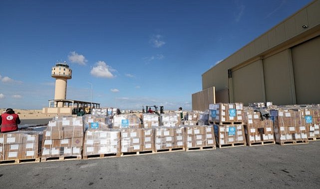 Gazze'ye insani yardım girişi sürüyor