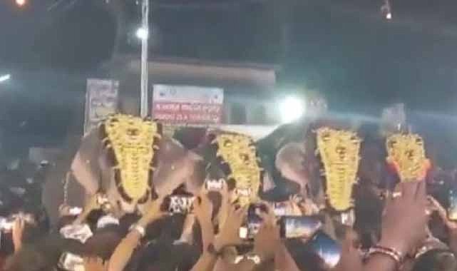 Hindistan’da festivalde fil saldırısı! 17 kişi yaralandı