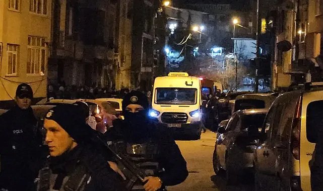 İstanbul’da ailesini katleden 18 yaşındaki genç firari yakalandı!