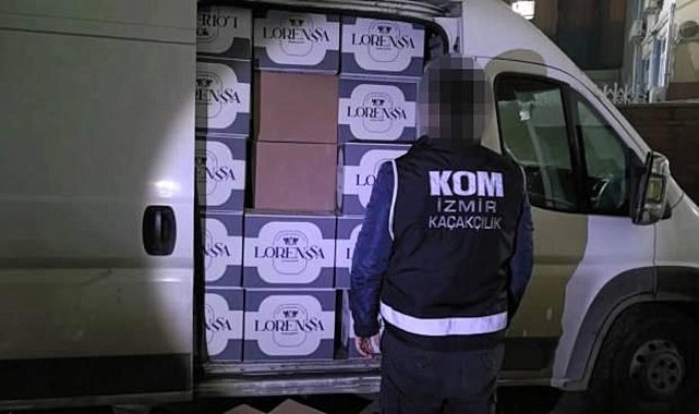 İzmir'de ele geçirildi!Tam 1 milyon 989 bin adet!