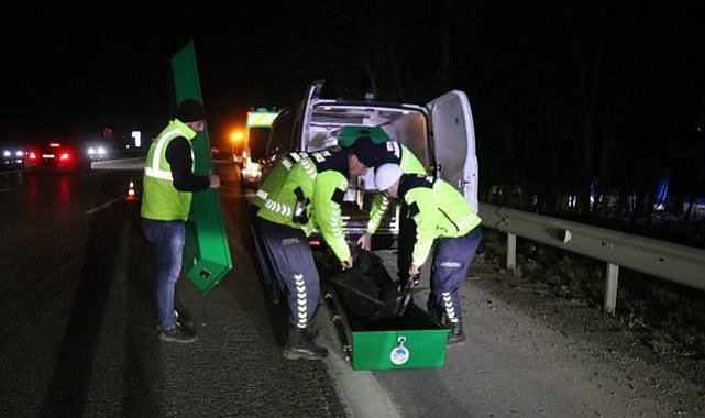 Kayıp olarak aranan yaşlı adam otoyolda feci şekilde can verdi